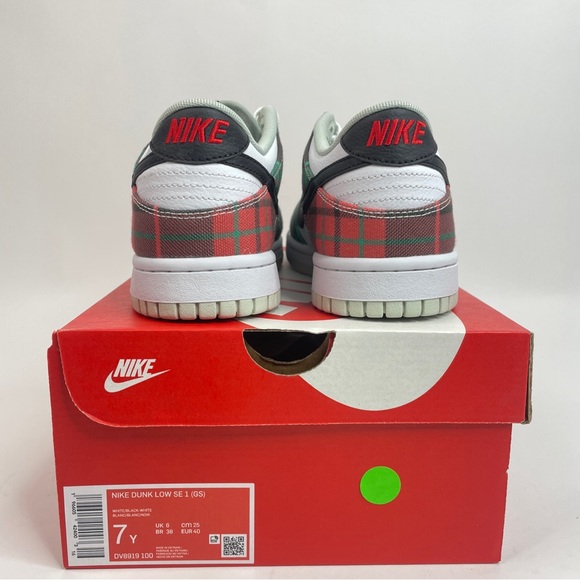 Nike Dunk Low GS SE 1 “Tartan Plaid” 2023 - Picture 4 of 4